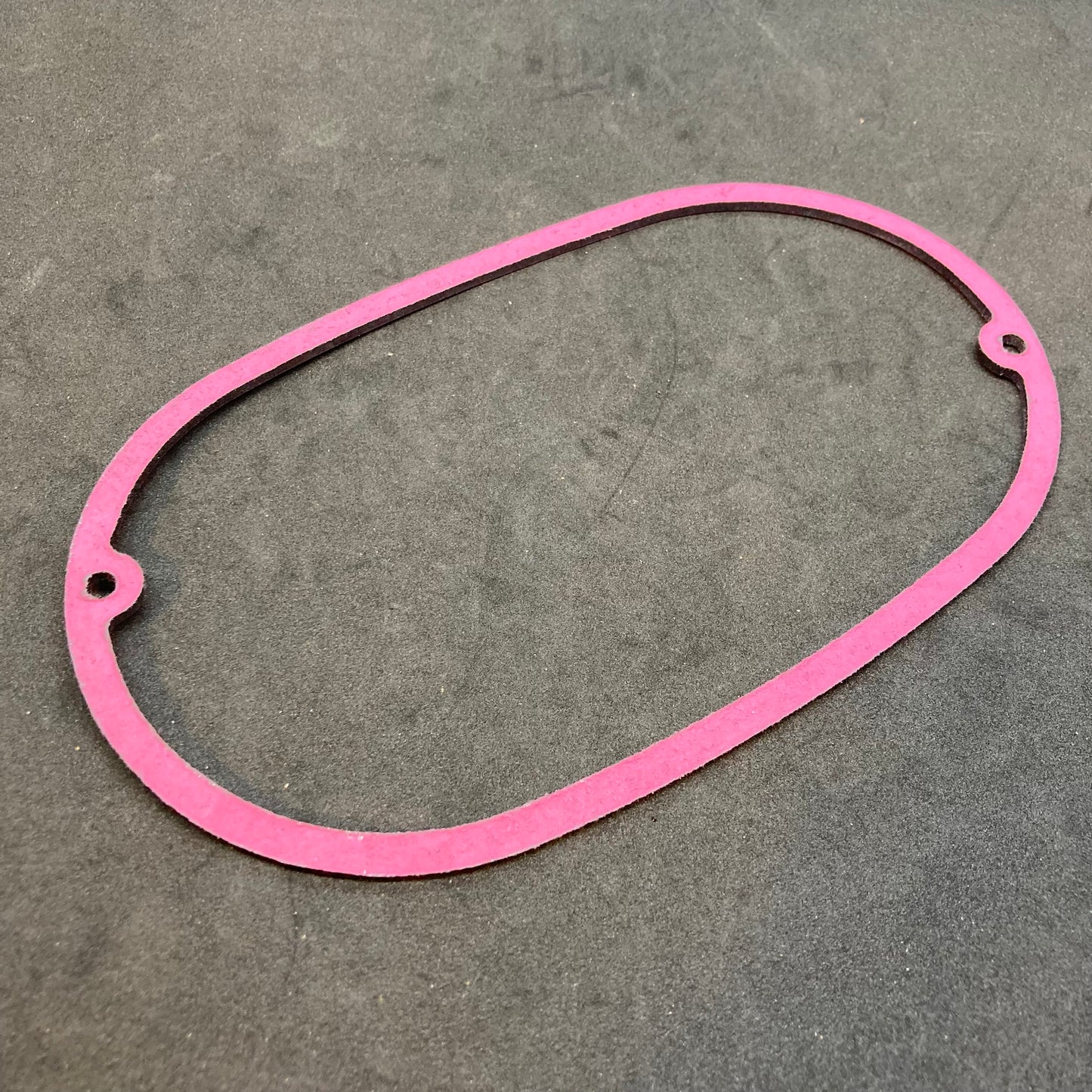 Valve cover gasket for 650 engines