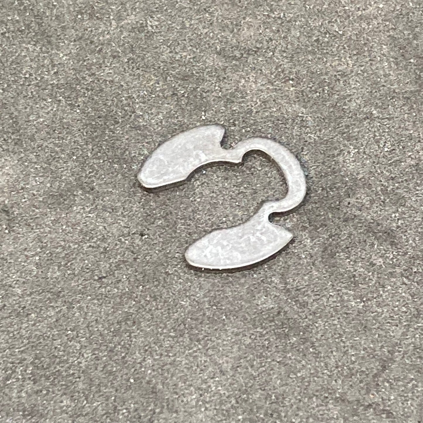 Rear brake circlip 2014-2021