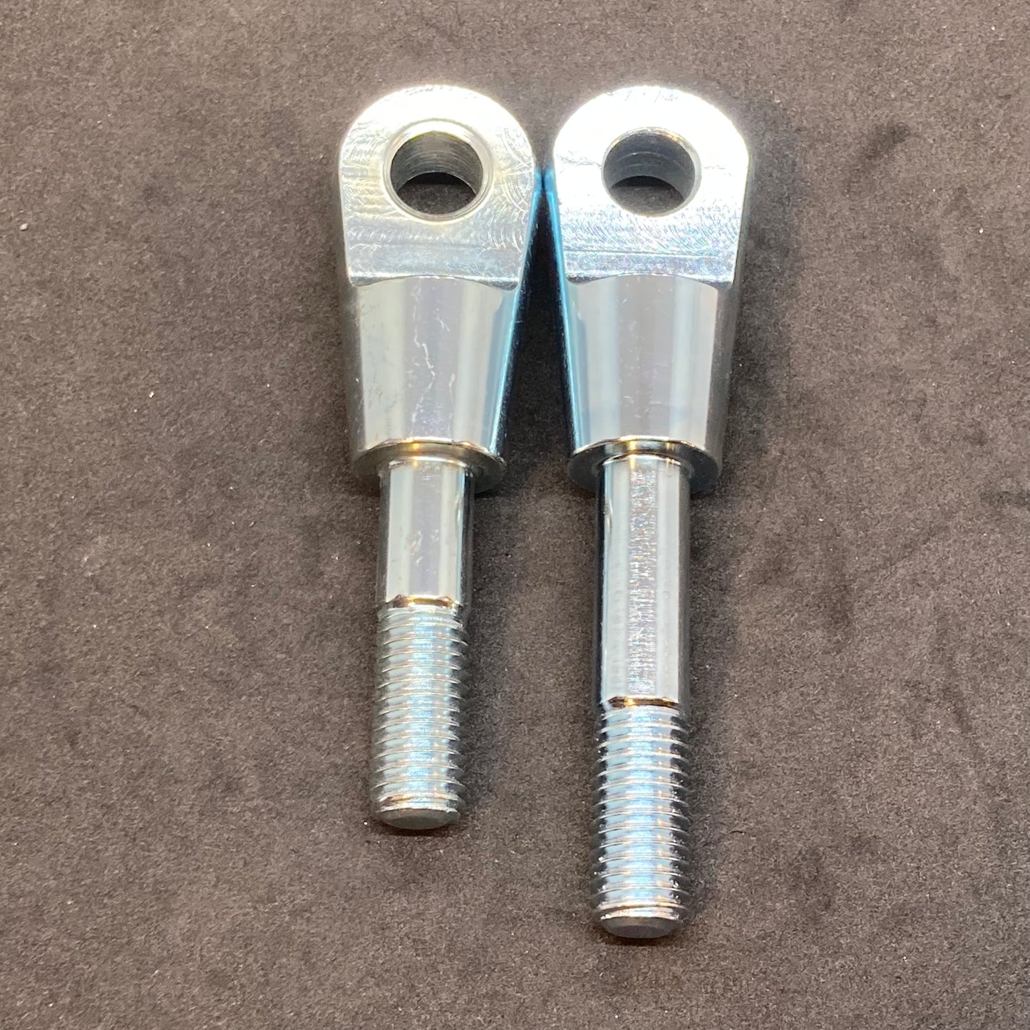 Sidecar strut eyebolt, upper rear