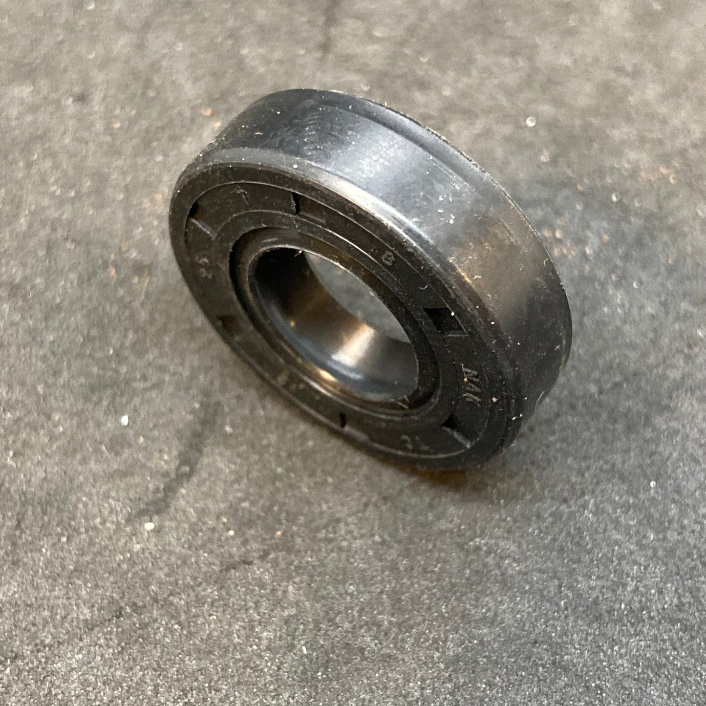 Seal NAK 12x25x7 reverse shaft seal (and 2WD selector shaft seal)