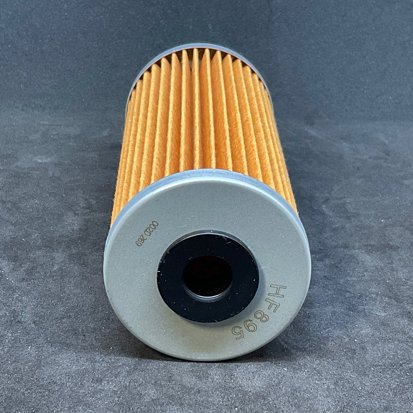 Oil filter cartridge HF895