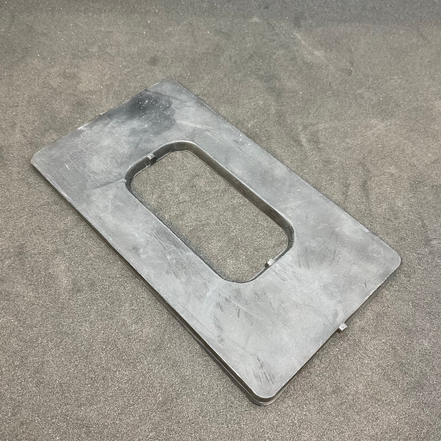 Battery gasket