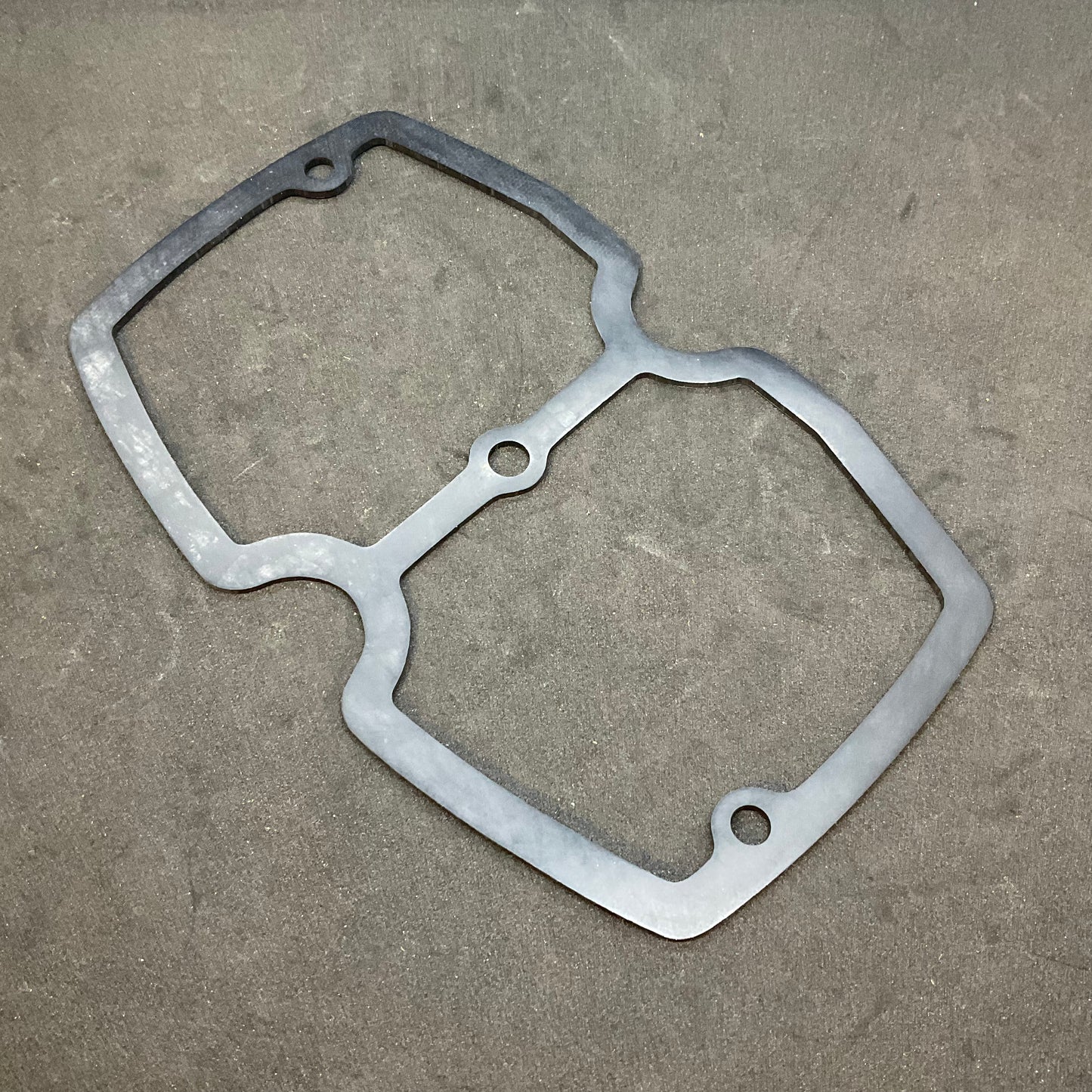 Valve cover gasket set through 2018, flat-cut silicone