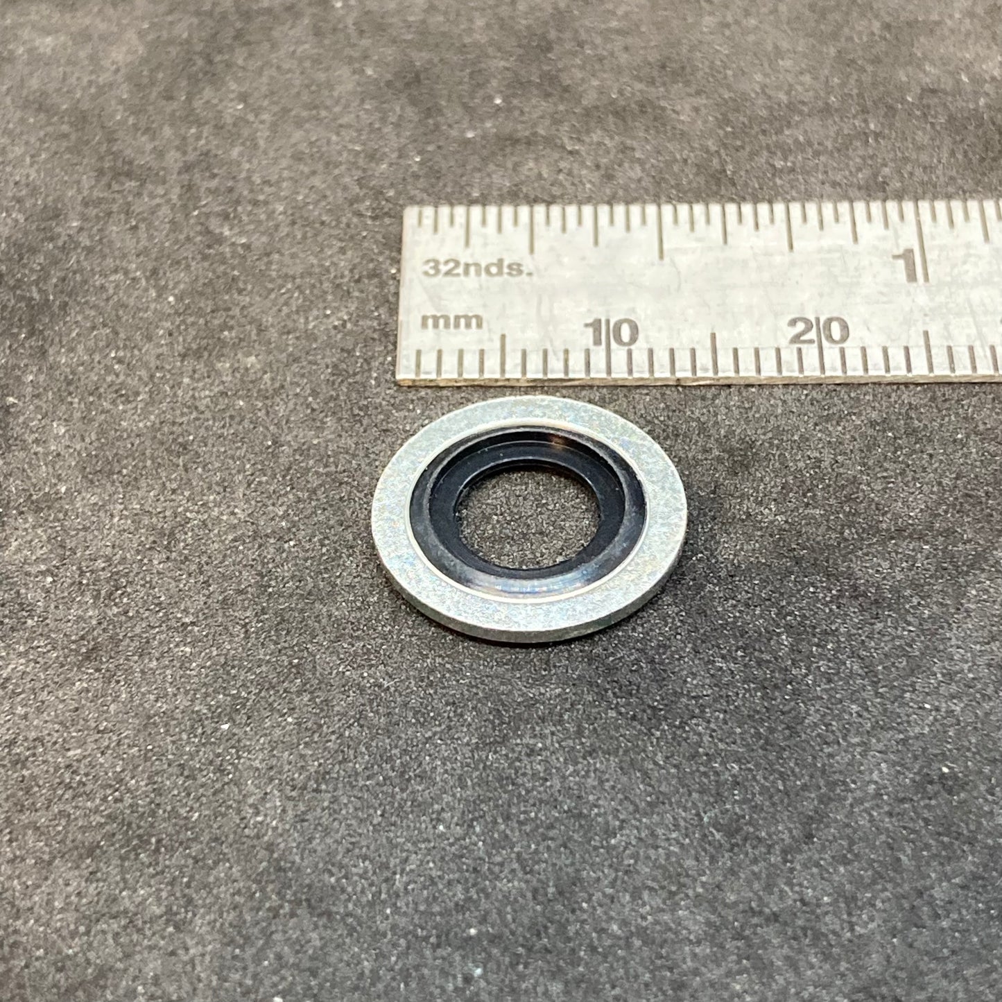 M8 bonded sealing washer