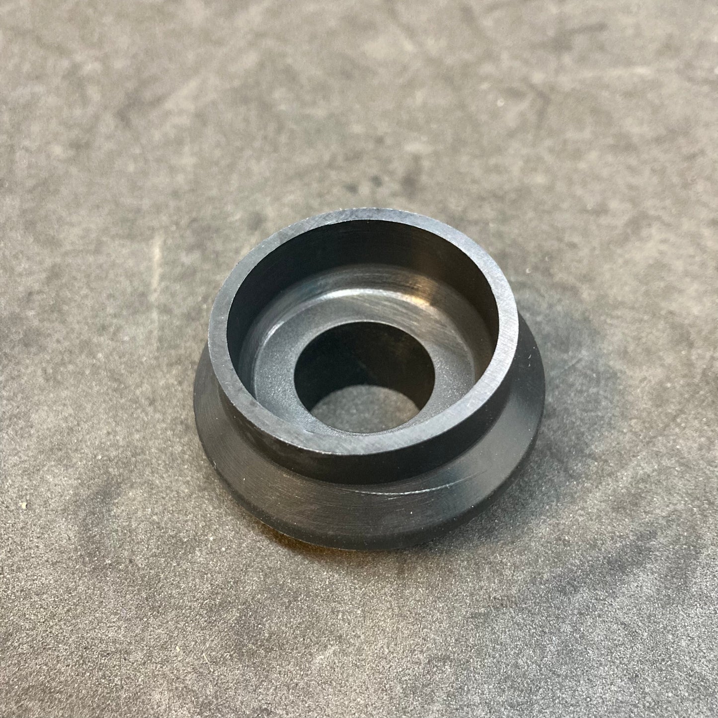 Pushrod tube seal (sealing cap)