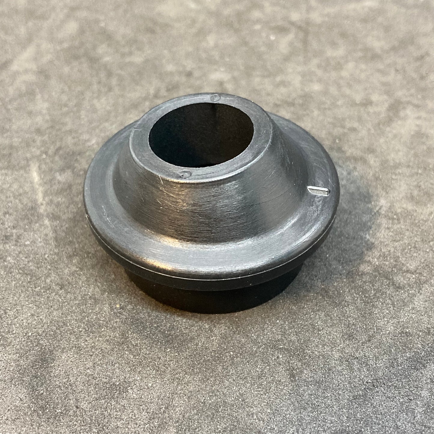 Pushrod tube seal (sealing cap)
