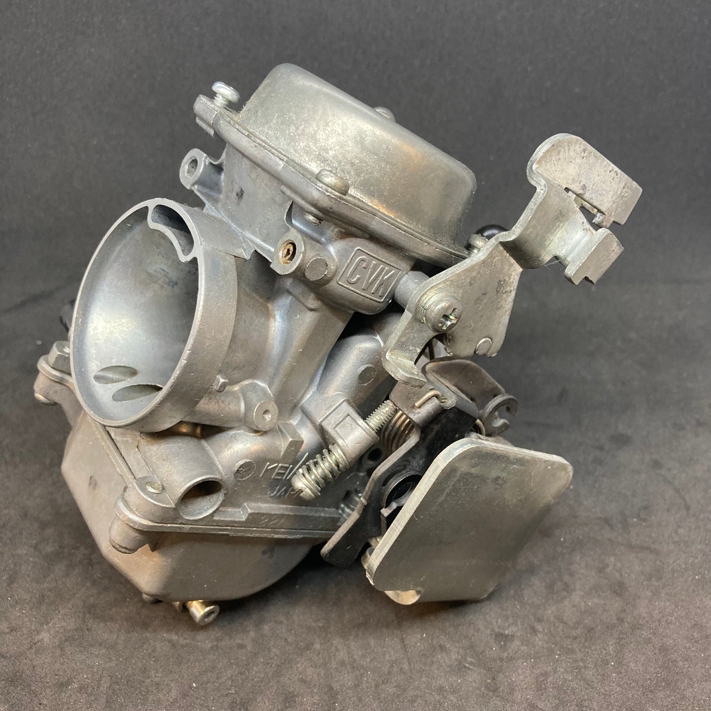 Carburetor guard, right side