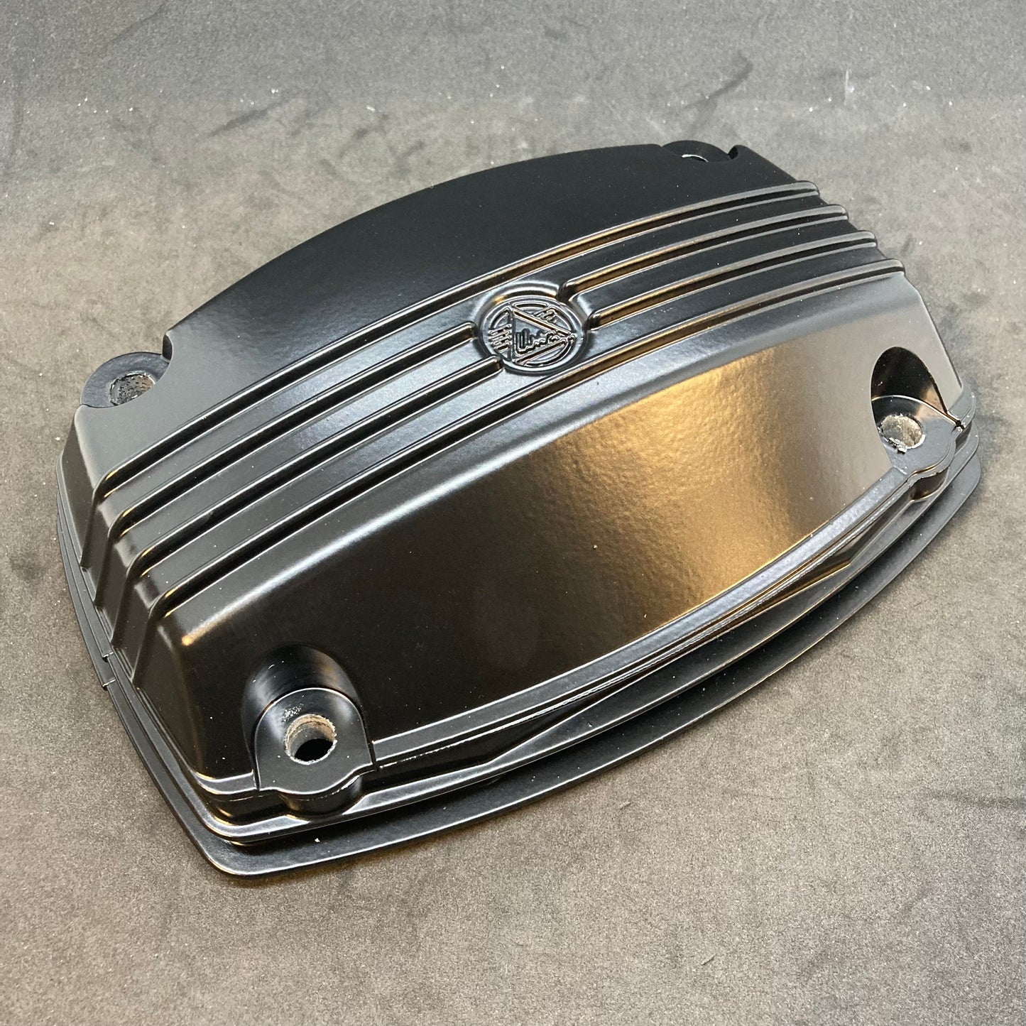 Cylinder head cover 2019+ black