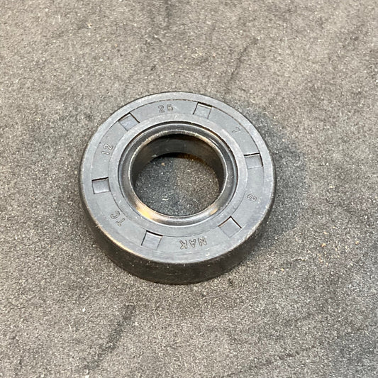 Seal NAK 12x25x7 reverse shaft seal (and 2WD selector shaft seal)