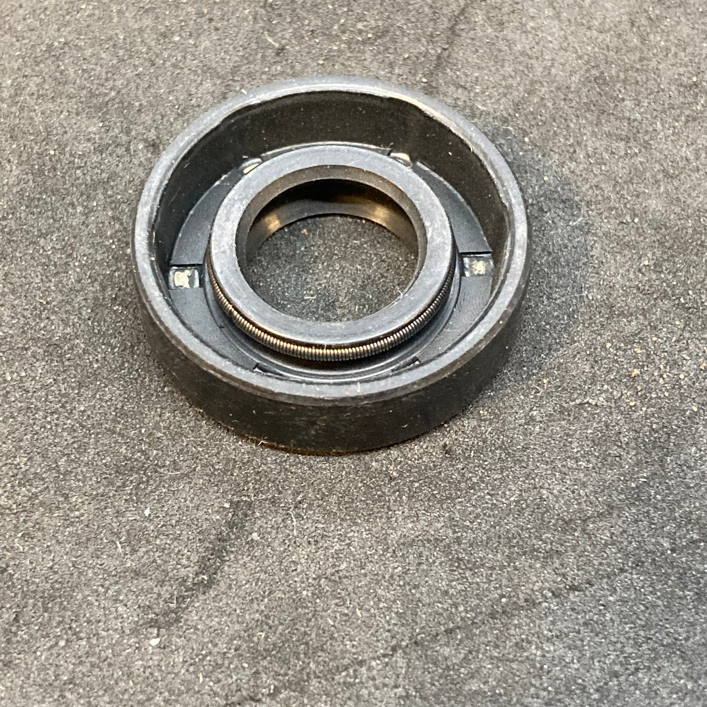 Seal NAK 12x25x7 reverse shaft seal (and 2WD selector shaft seal)