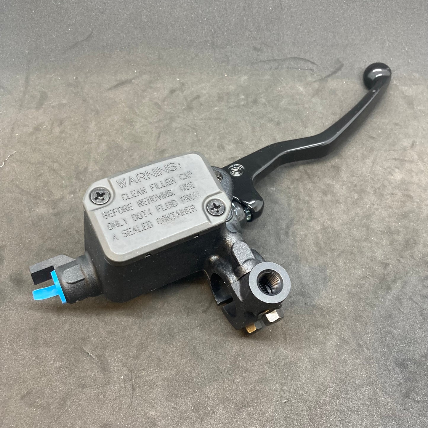 Front brake master cylinder assembly