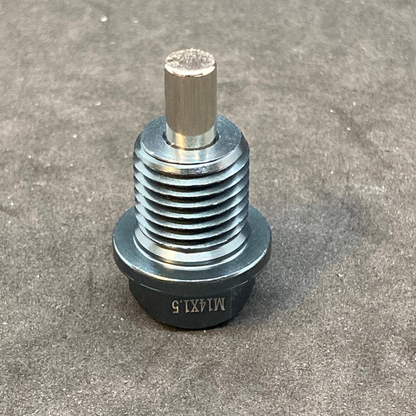 Magnetic engine drain plug (aftermarket)