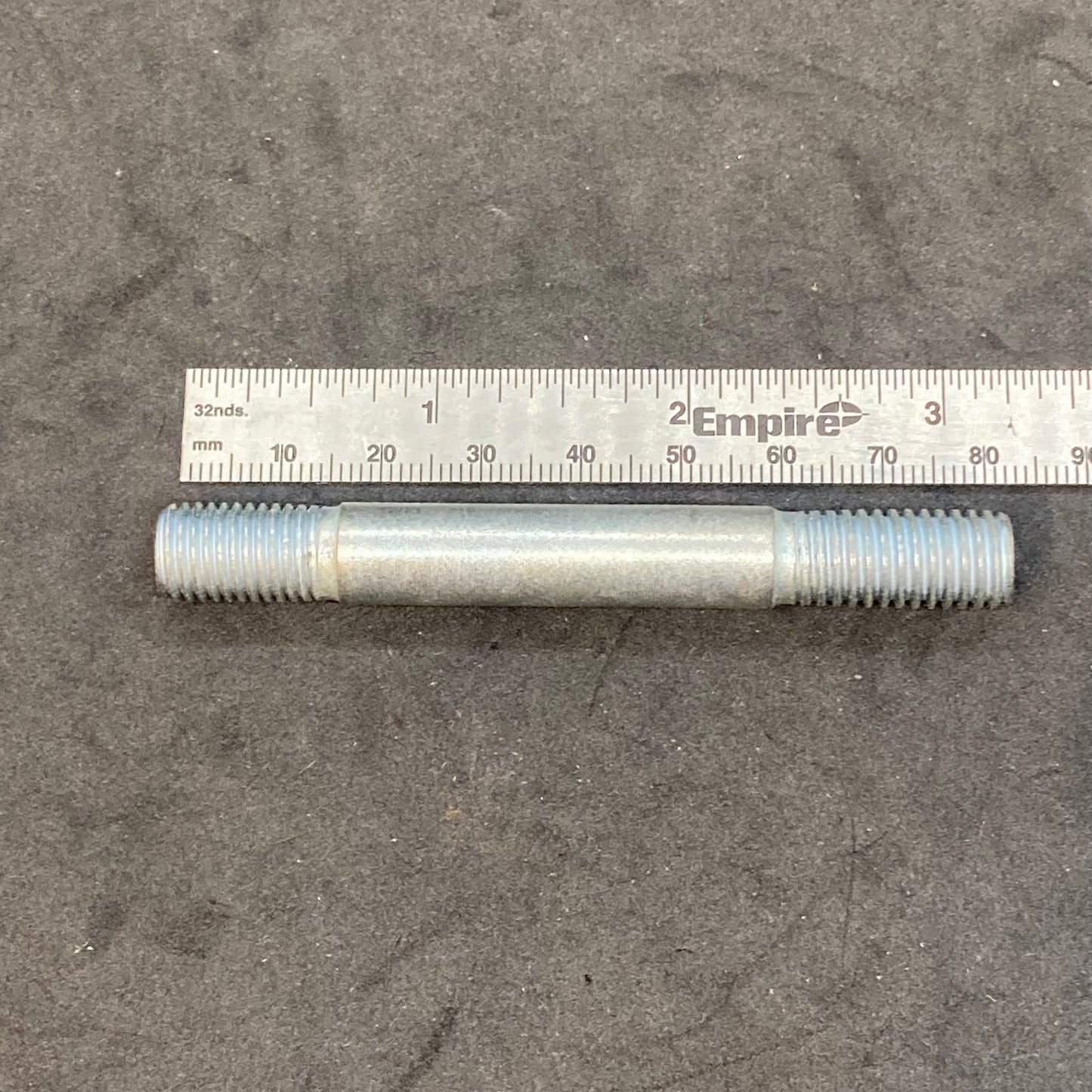 2WD Mounting Stud, long