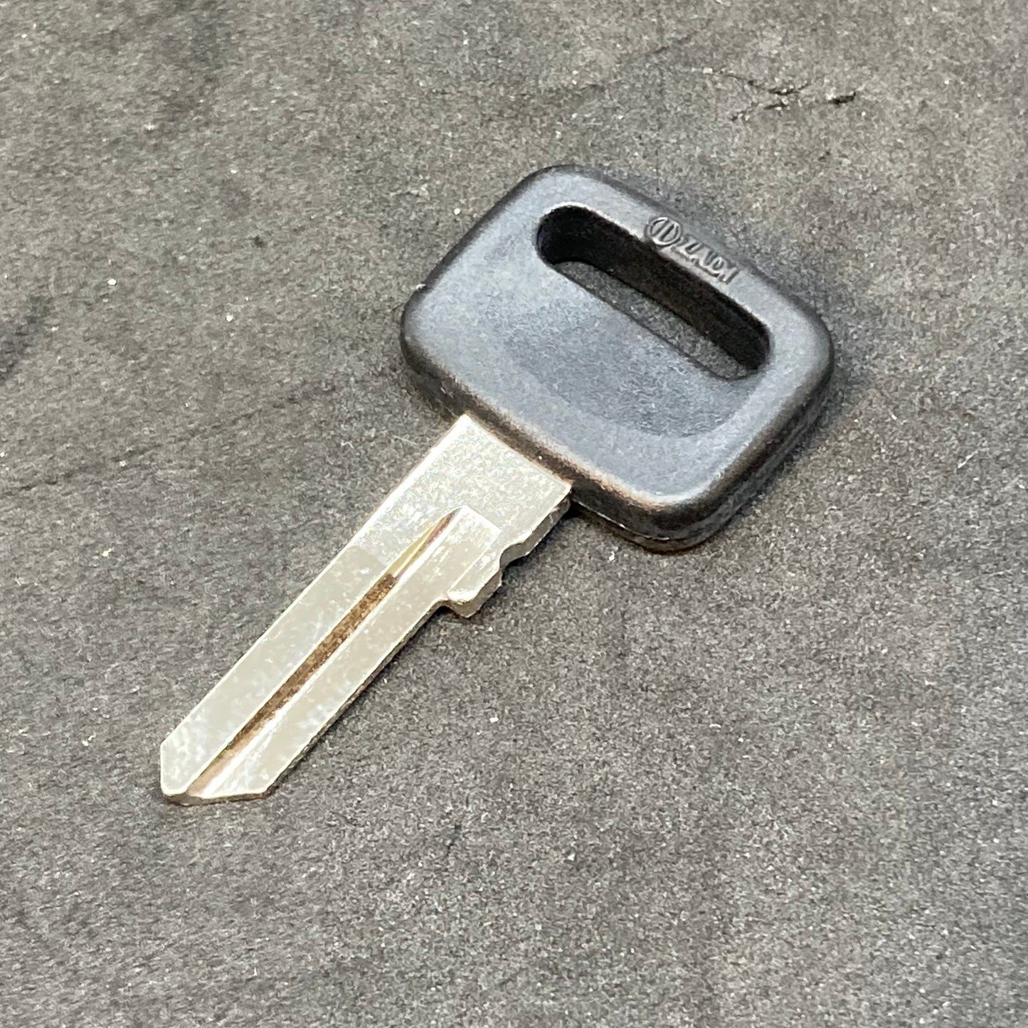 Key blank 2020+