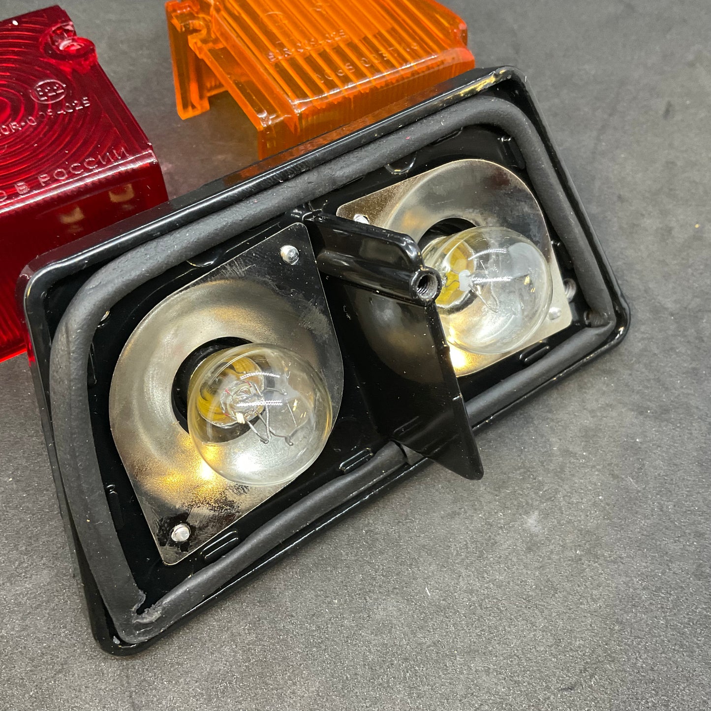 Sidecar rear light assembly