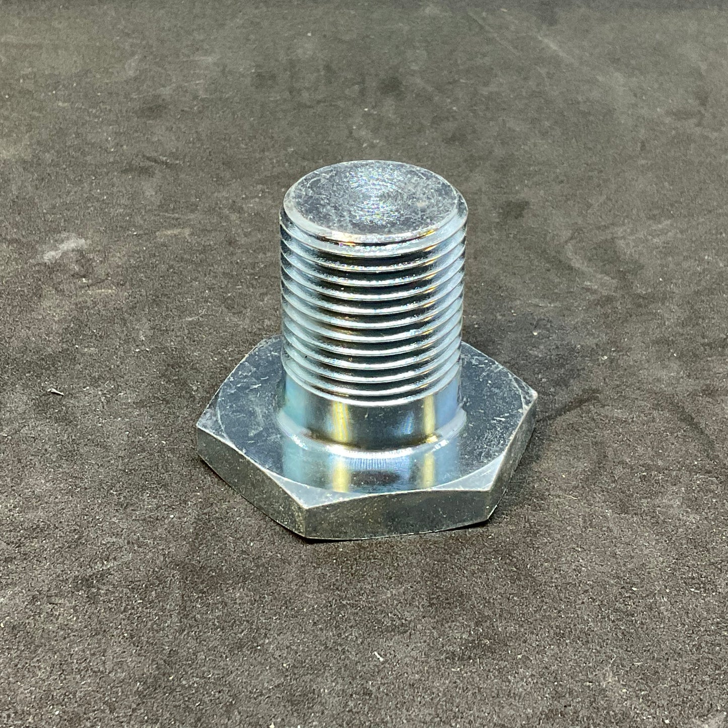 Flywheel bolt